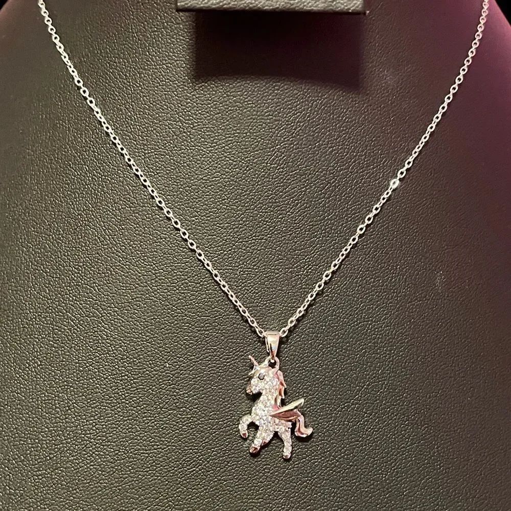 NWT Rhinestone Unicorn Pendant Silver Tone Stainless Steel Necklace